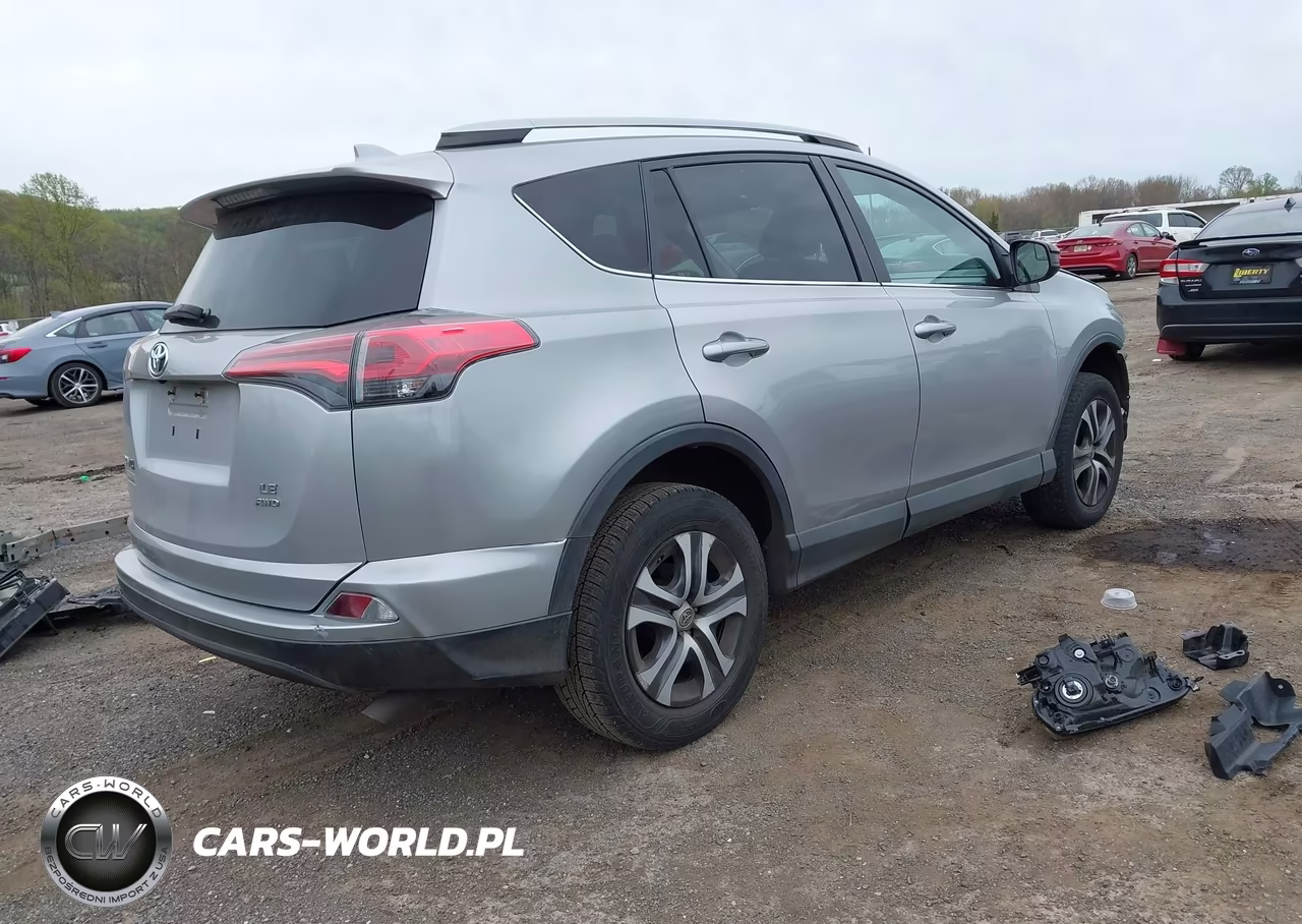 2017 Toyota Rav4 Le VIN:2T3BFREV8HW616648 - 4