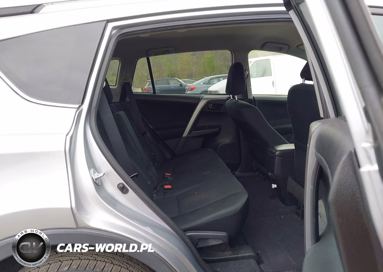 2017 Toyota Rav4 Le VIN:2T3BFREV8HW616648 - 8