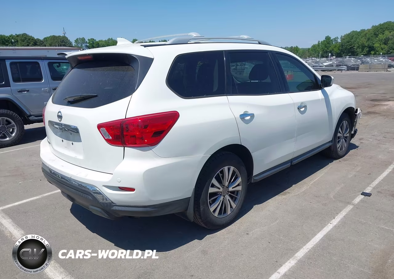 2019 Nissan Pathfinder S VIN:5N1DR2MN5KC646883 - 4