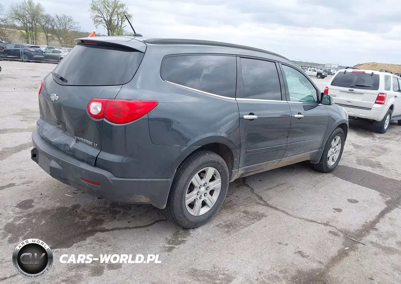 2010 Chevrolet Traverse Lt VIN:1GNLVFED0AJ251746 - 4