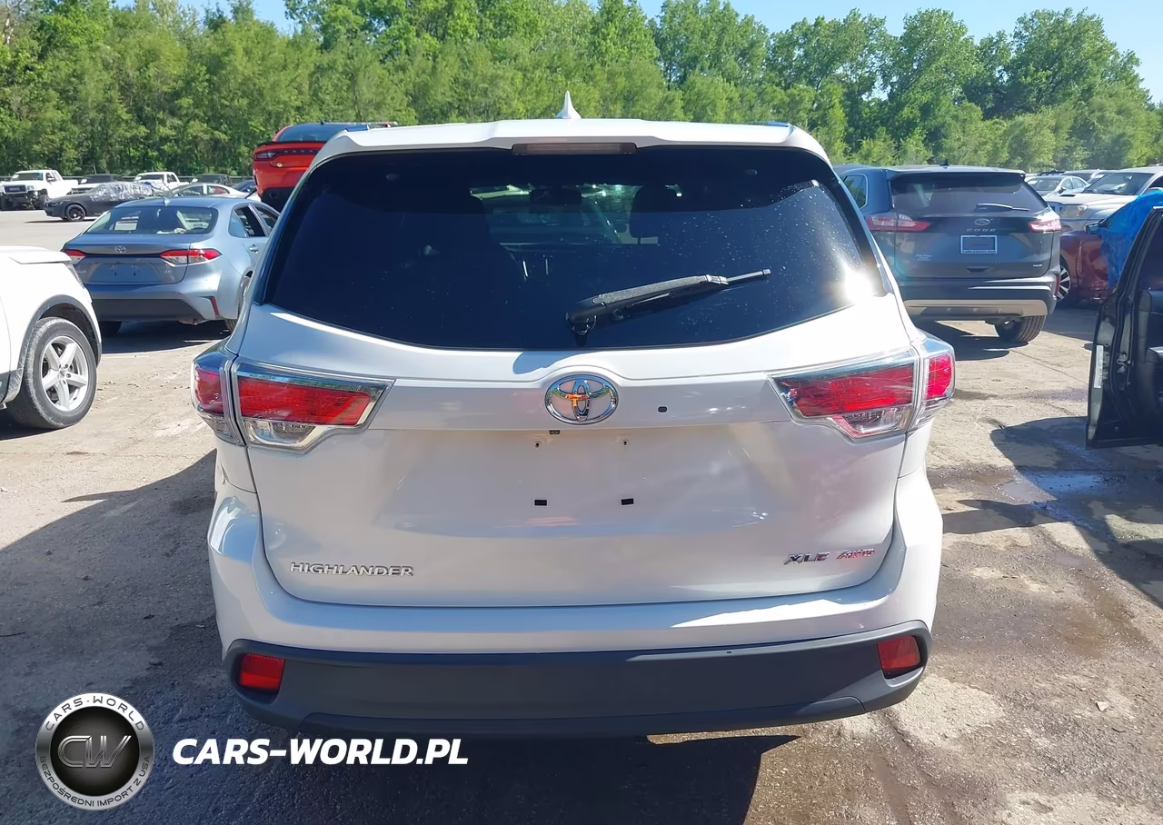 2016 Toyota Highlander Xle V6 VIN:5TDJKRFH1GS276565 - 17