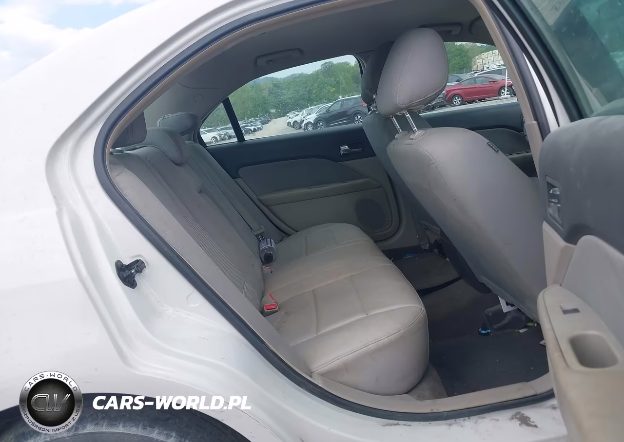 2012 Ford Fusion S VIN:3FAHP0GA1CR404738 - 8