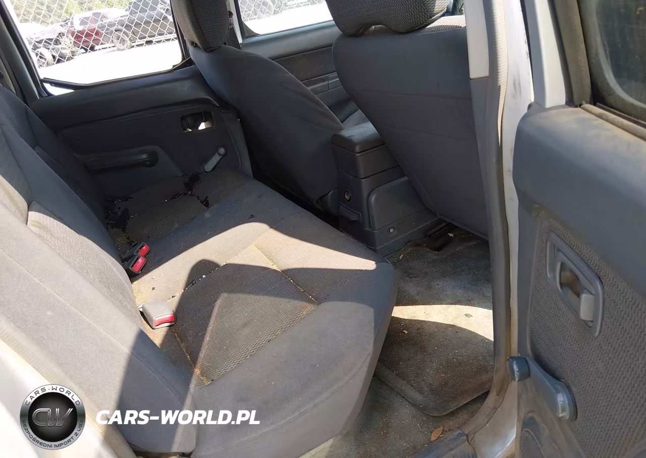 2002 Nissan Frontier Xe-V6 VIN:1N6ED29X32C353403 - 8