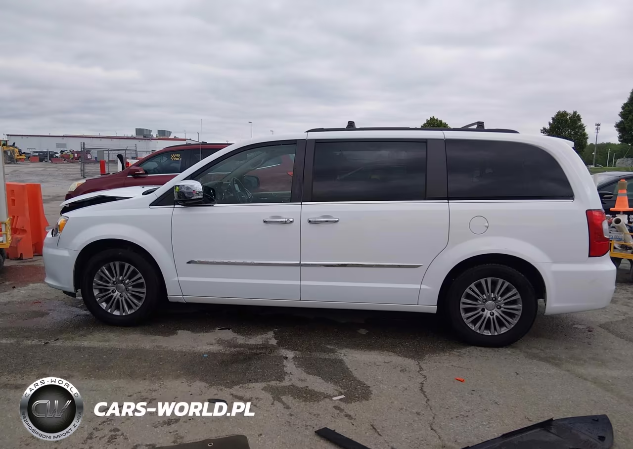 2013 Chrysler Town & Country Touring-L VIN:2C4RC1CG9DR816021 - 14