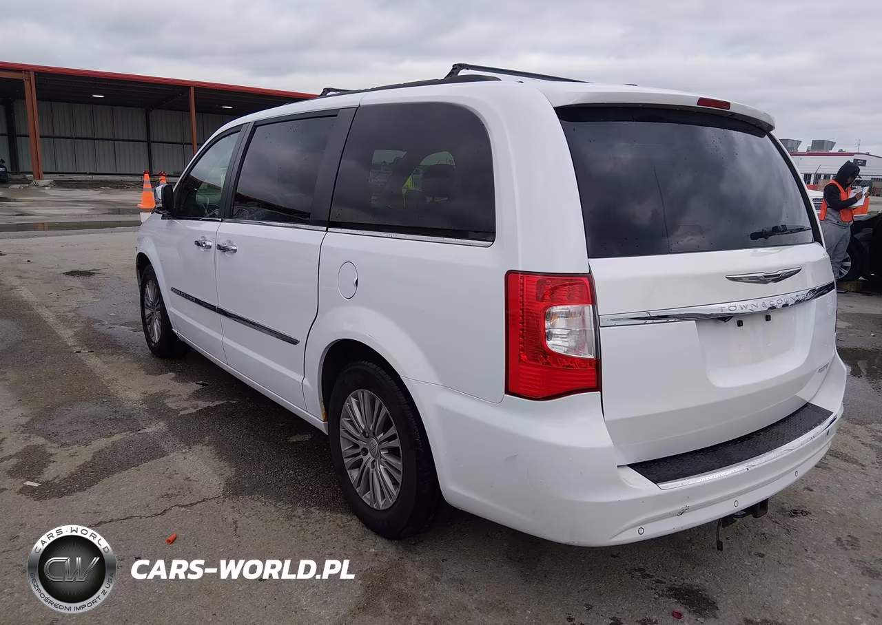 2013 Chrysler Town & Country Touring-L VIN:2C4RC1CG9DR816021 - 3