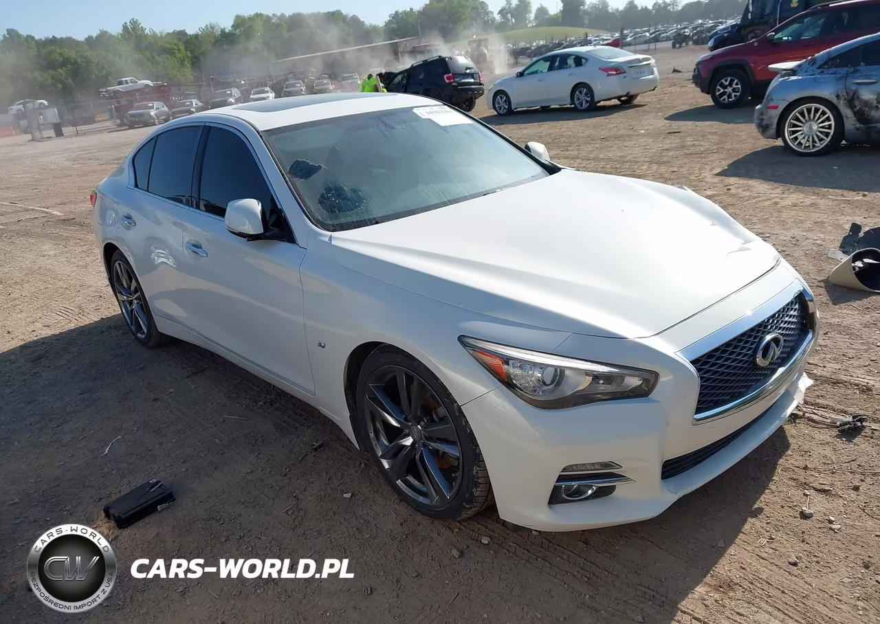 2015 Infiniti Q50 Premium