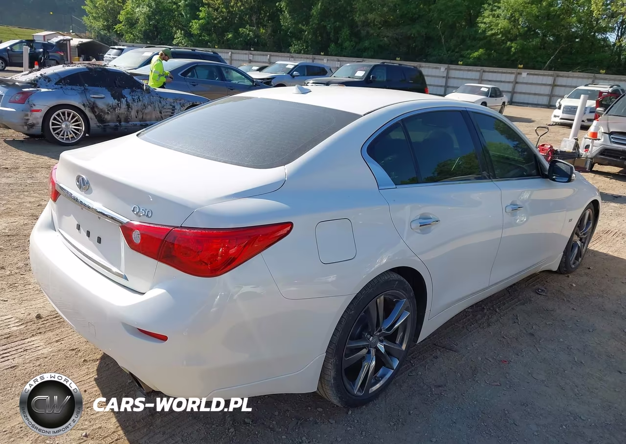 2015 Infiniti Q50 Premium VIN:JN1BV7AP2FM348644 - 4