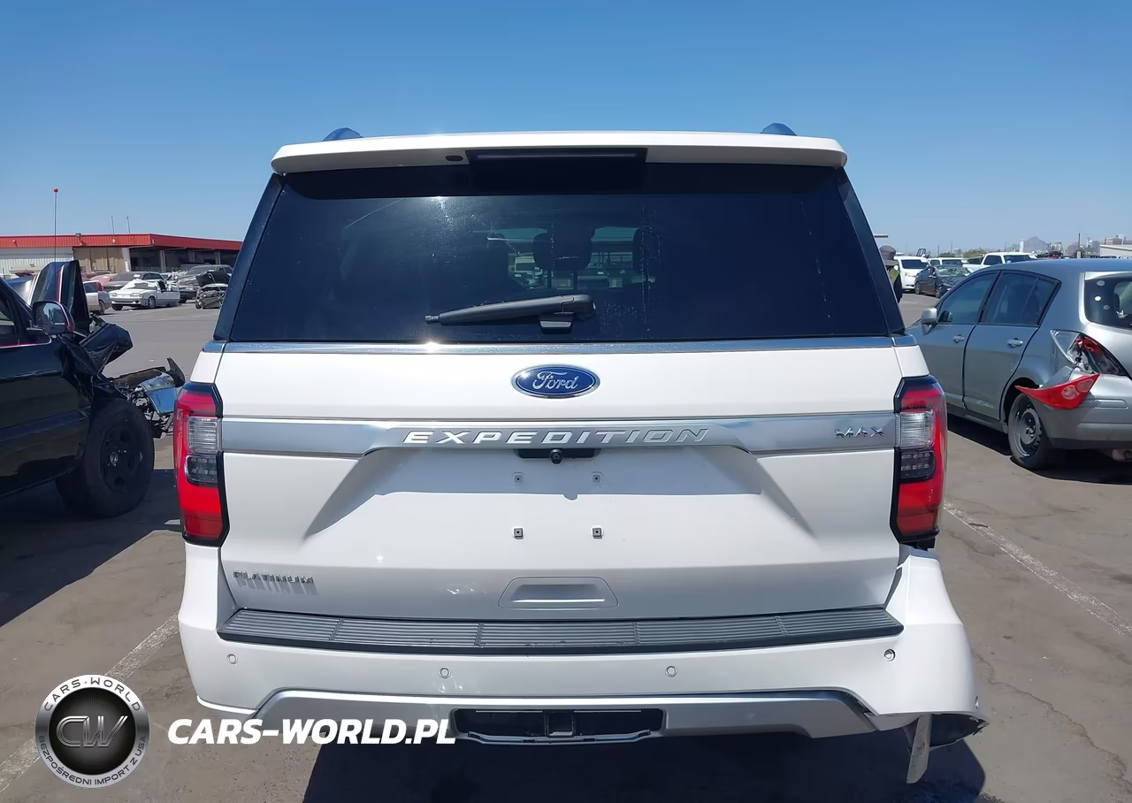 2018 Ford Expedition Max Platinum VIN:1FMJK1MT4JEA61246 - 16