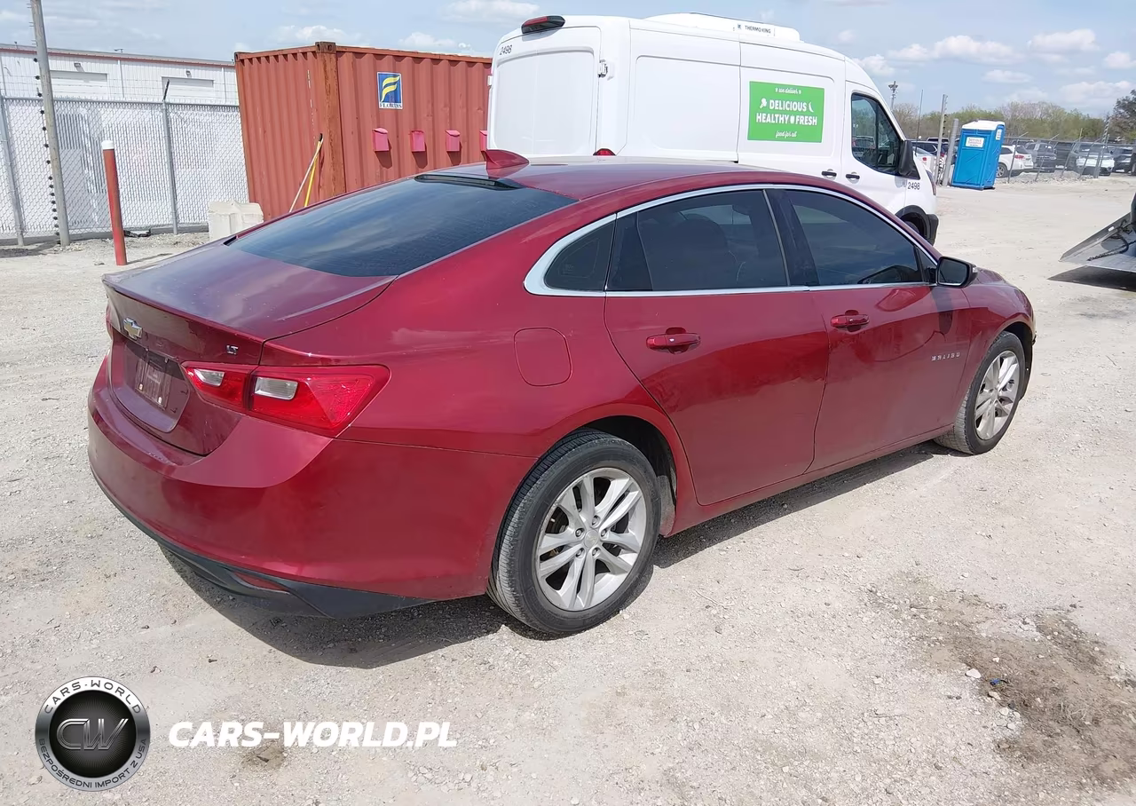 2018 Chevrolet Malibu Lt VIN:1G1ZD5ST0JF240592 - 4