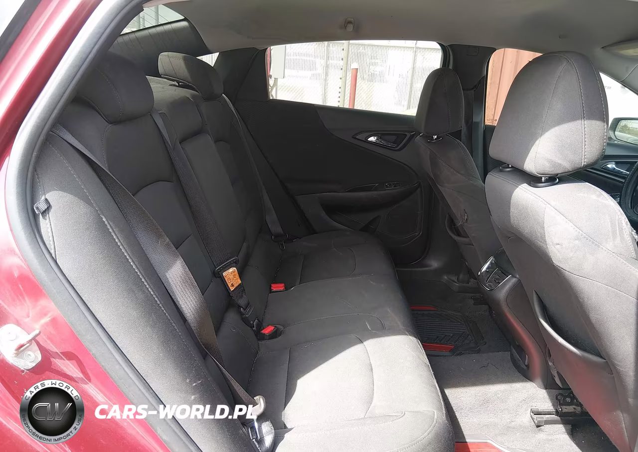 2018 Chevrolet Malibu Lt VIN:1G1ZD5ST0JF240592 - 8