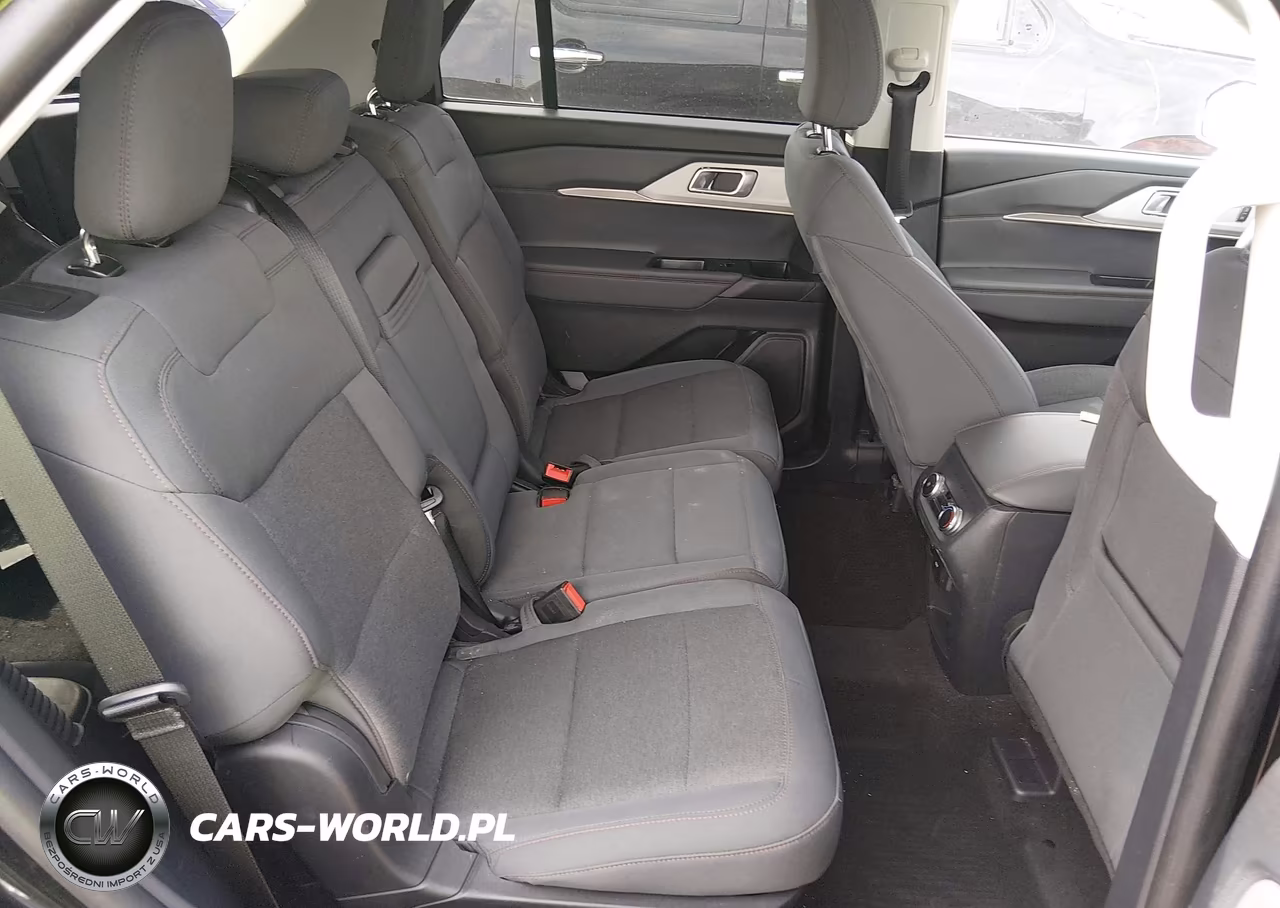 2025 Ford Explorer Active VIN:1FMUK8DH4SGB37748 - 8