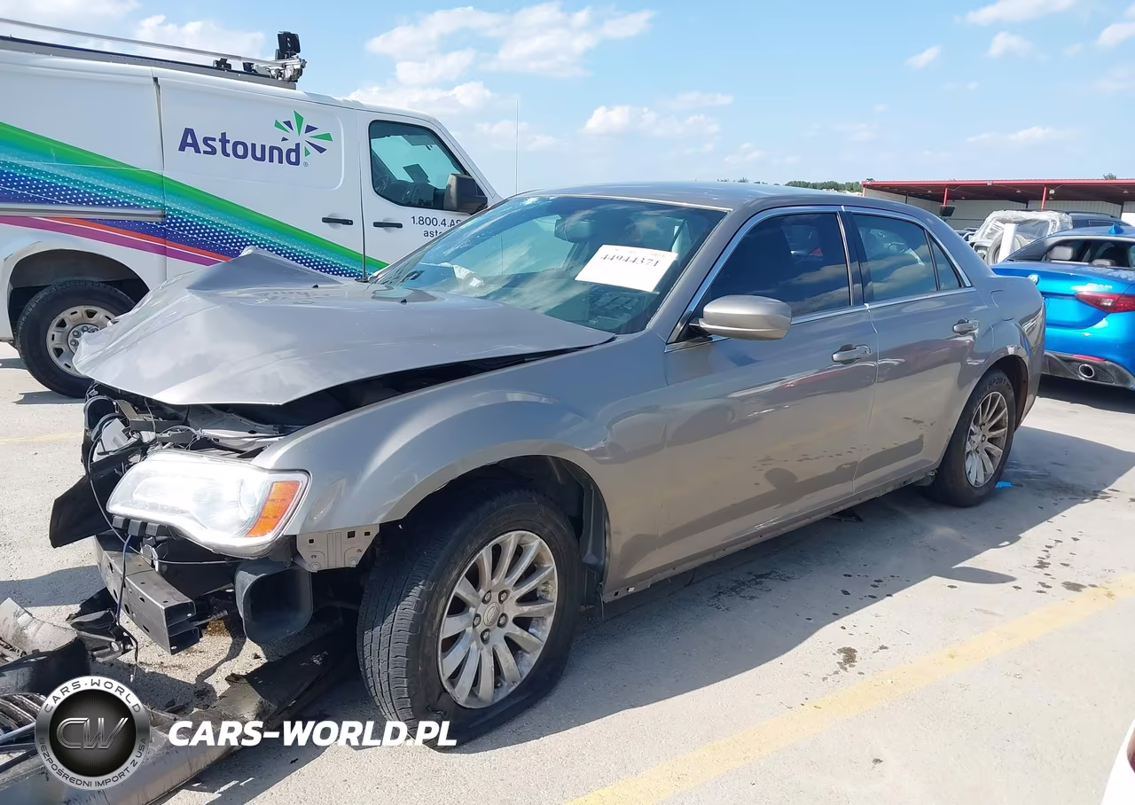 2014 Chrysler 300 VIN:2C3CCAAG9EH340499 - 2