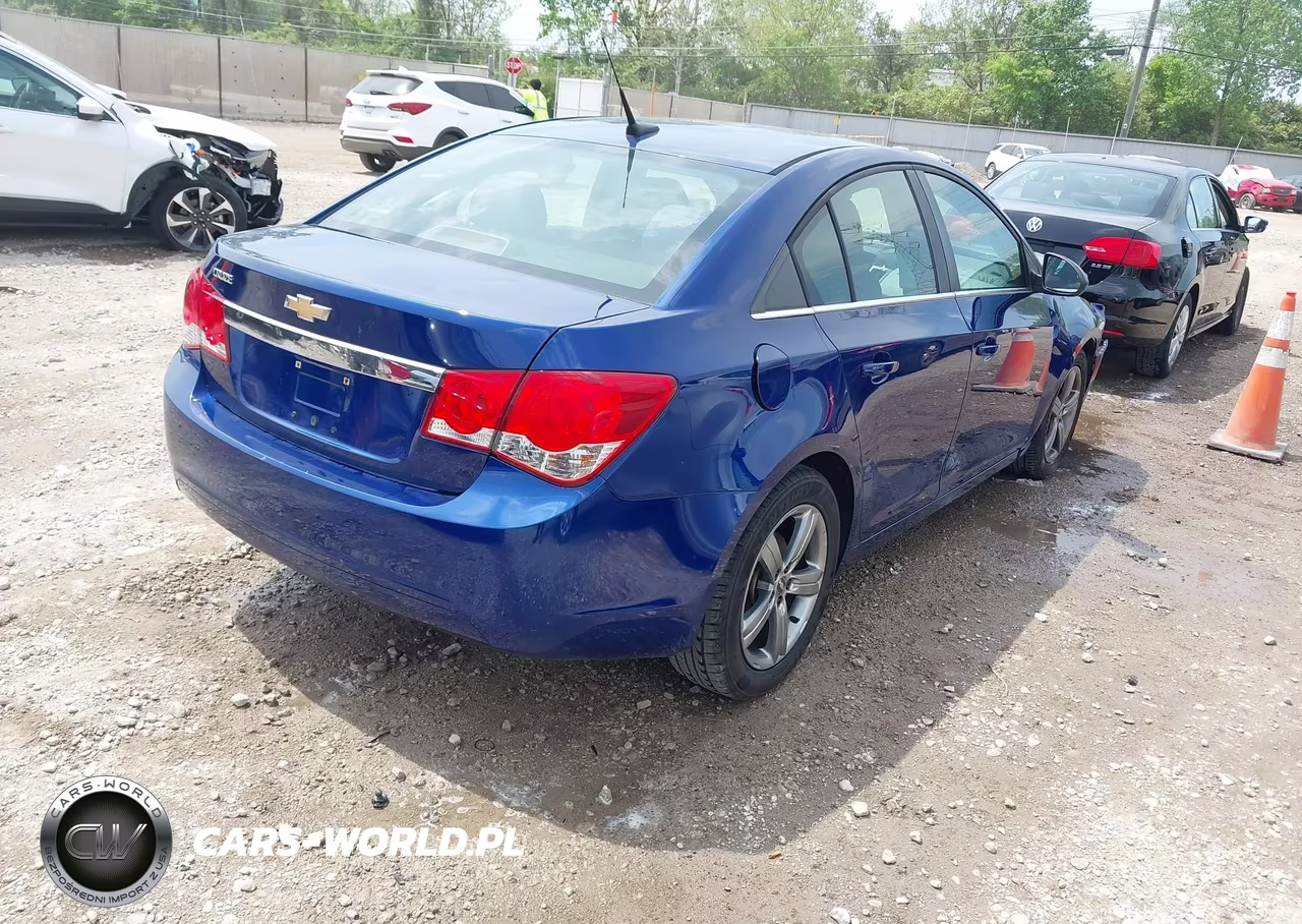 2012 Chevrolet Cruze Ls VIN:1G1PC5SH8C7328440 - 4
