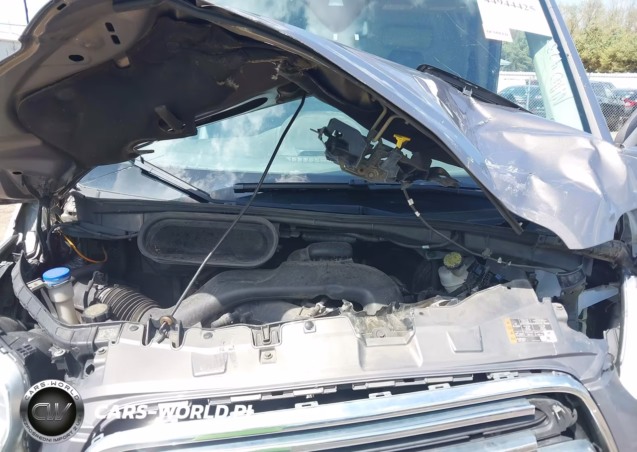 2015 Ford Transit-250 VIN:1FTYR2CM5FKA00138 - 10