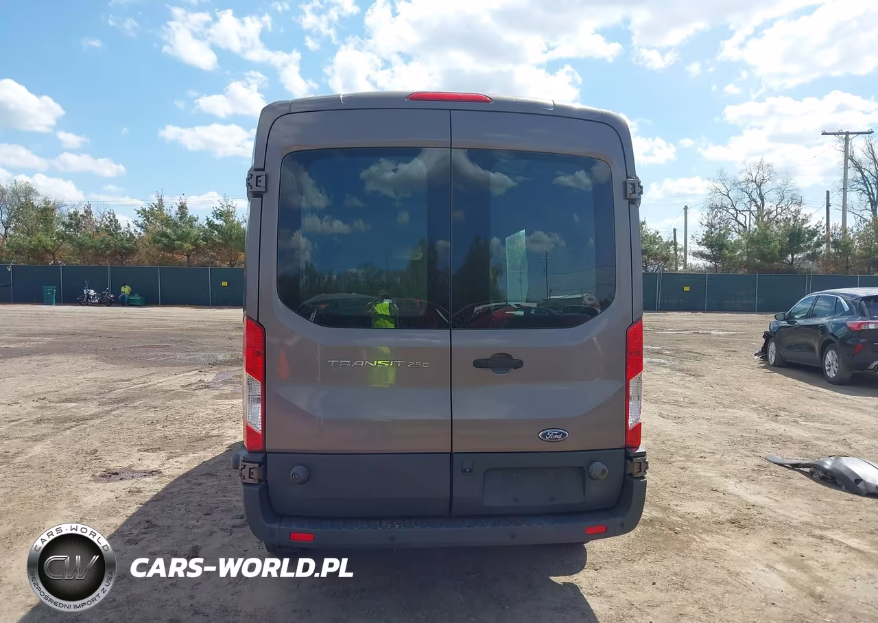 2015 Ford Transit-250 VIN:1FTYR2CM5FKA00138 - 17