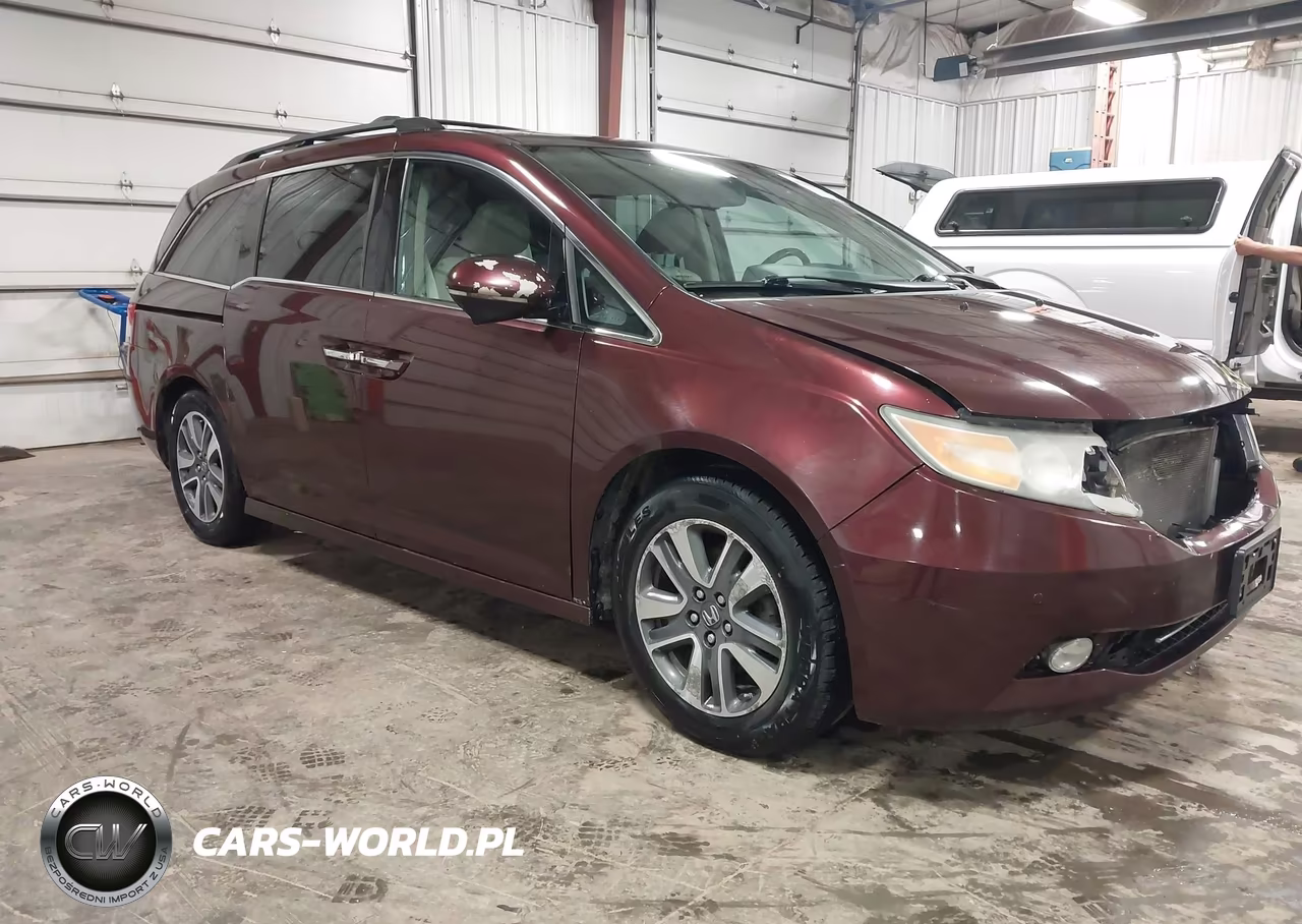 2014 Honda Odyssey Touring-Touring Elite