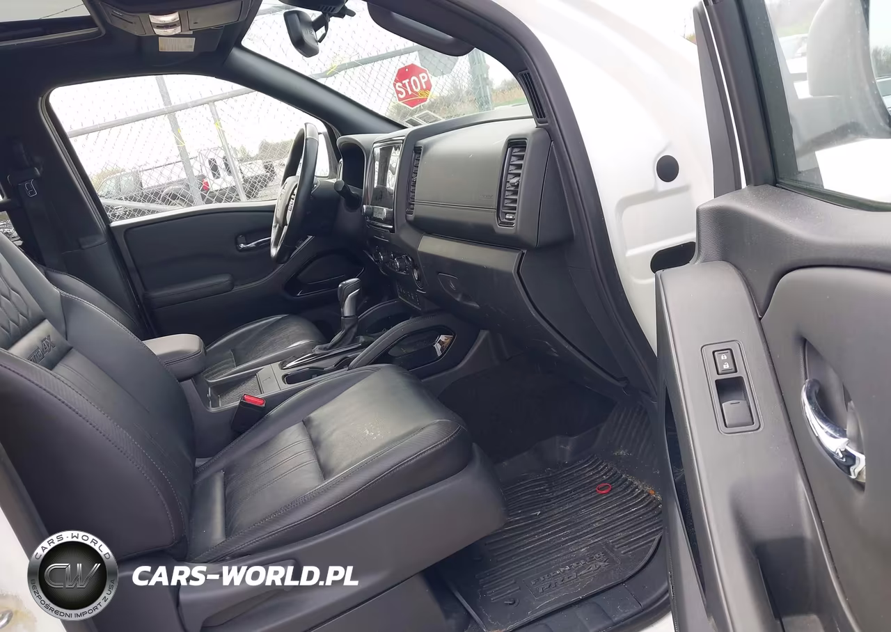 2022 Nissan Frontier Pro-4X 4X4 VIN:1N6ED1EK5NN614995 - 5
