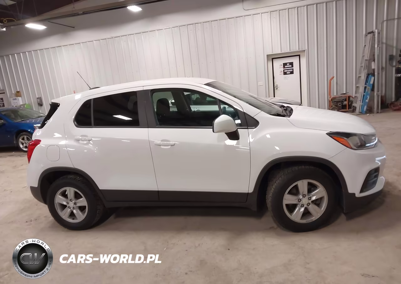 2019 Chevrolet Trax Ls VIN:3GNCJKSB5KL355960 - 13