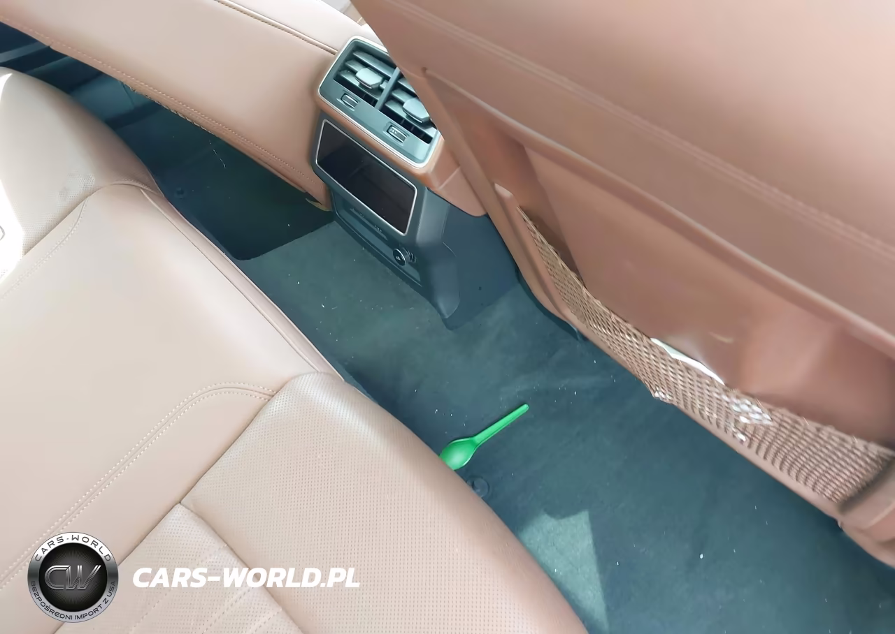 2019 Audi A6 45 Premium VIN:WAUE8AF26KN118344 - 8