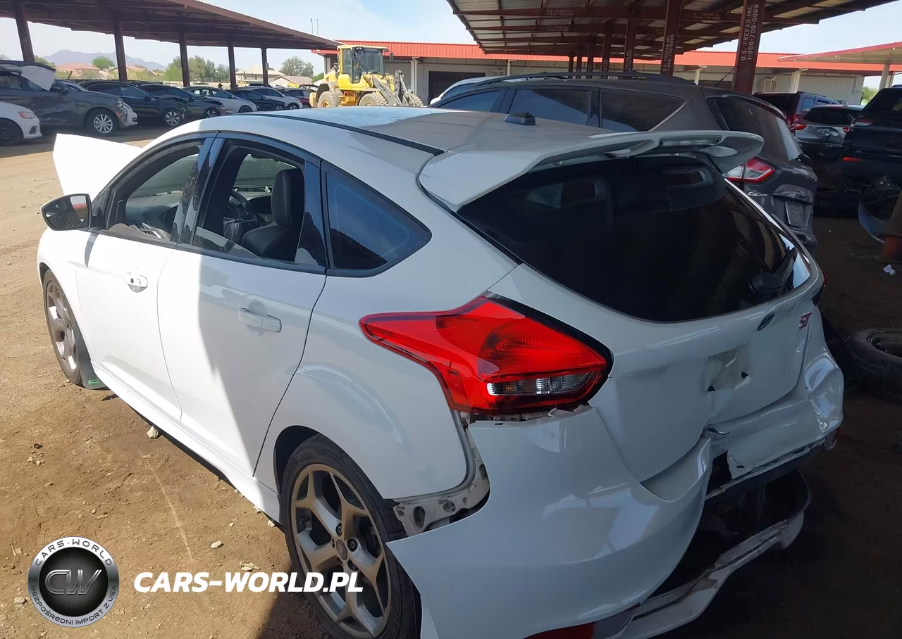 2018 Ford Focus St VIN:1FADP3L96JL282899 - 3