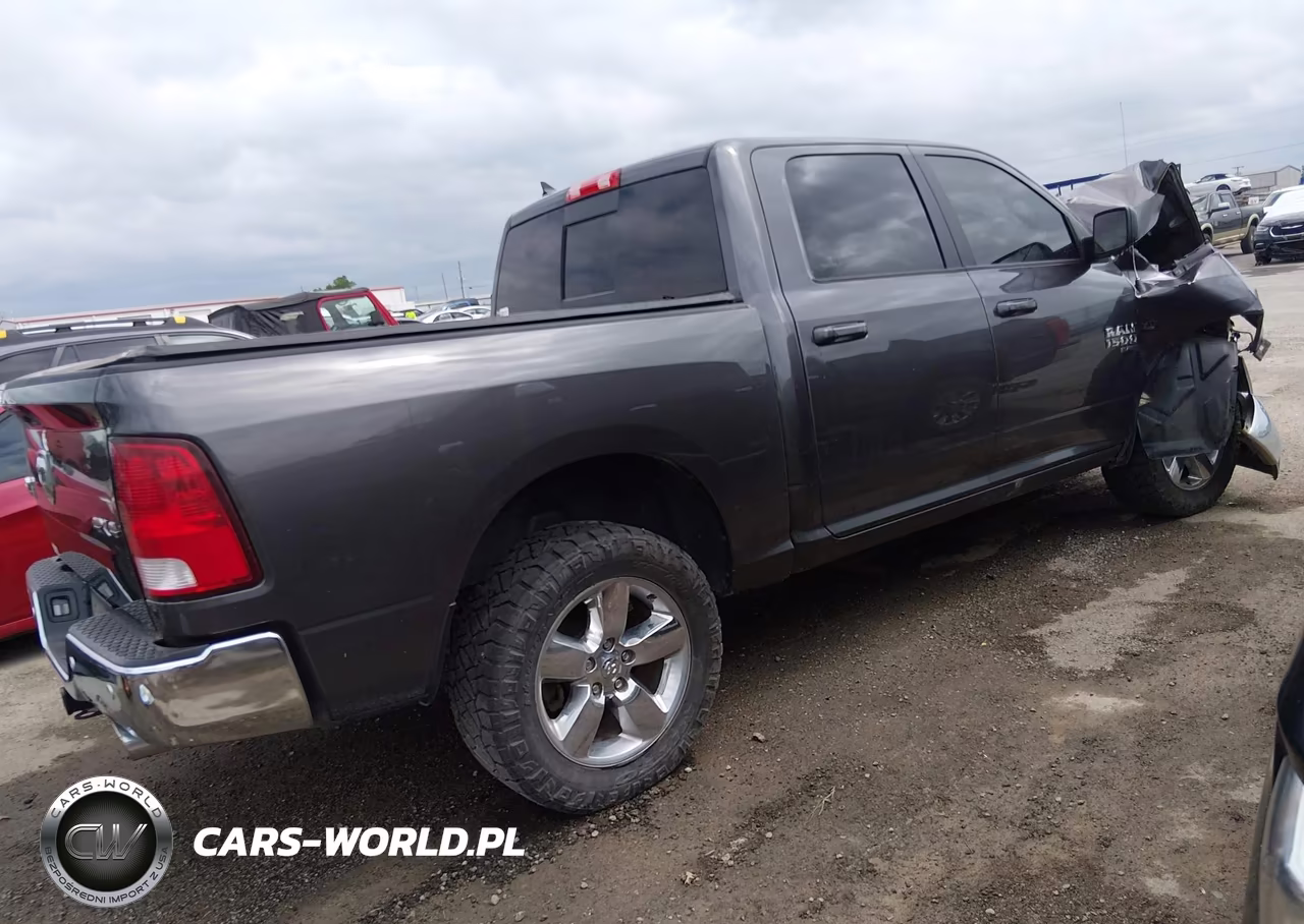 2019 Ram 1500 Classic Big Horn 4X4 5'7 Box VIN:1C6RR7LT8KS623716 - 4