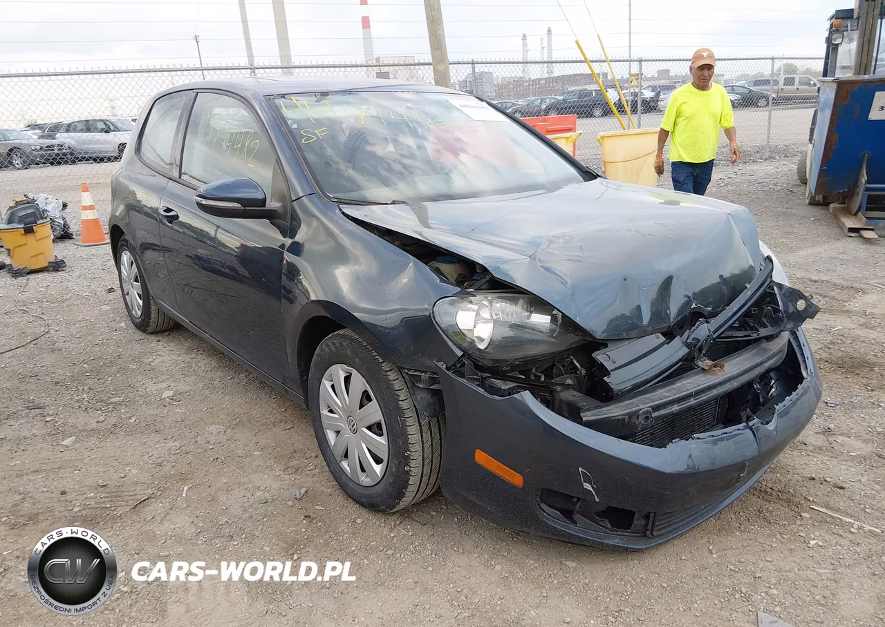 2010 Volkswagen Golf 2-Door