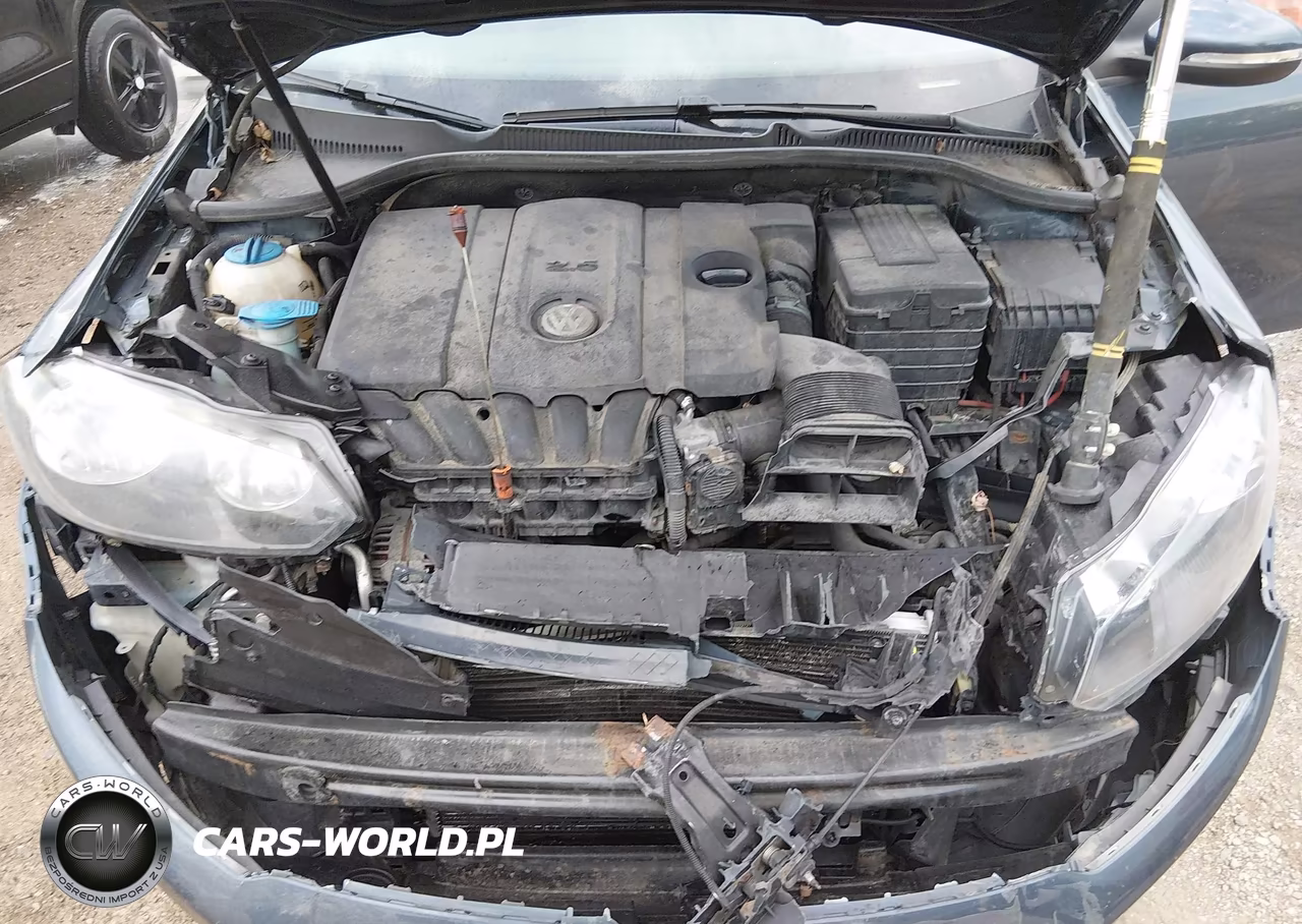 2010 Volkswagen Golf 2-Door VIN:WVWBA7AJ8AW294414 - 10