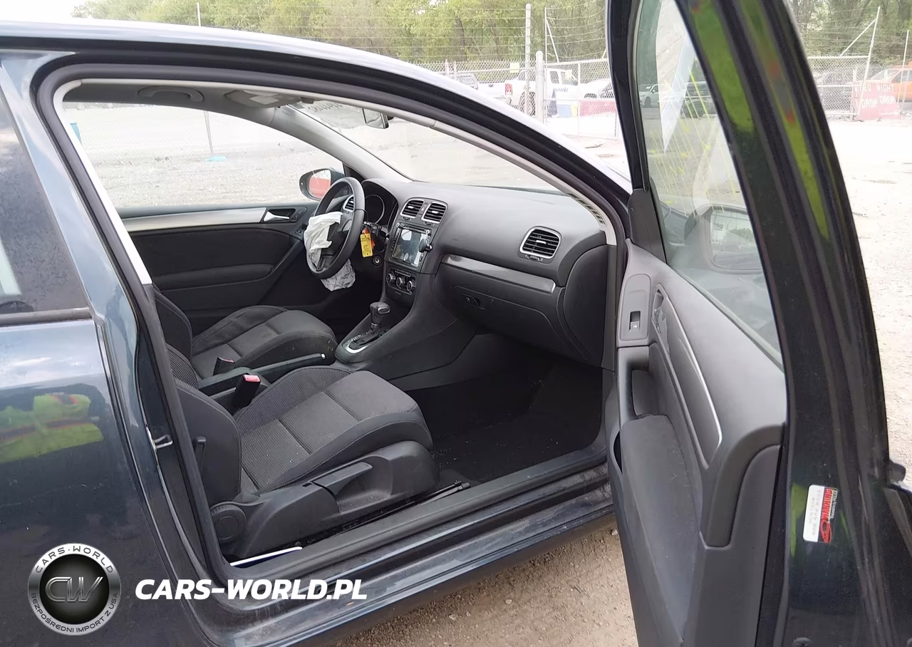 2010 Volkswagen Golf 2-Door VIN:WVWBA7AJ8AW294414 - 5