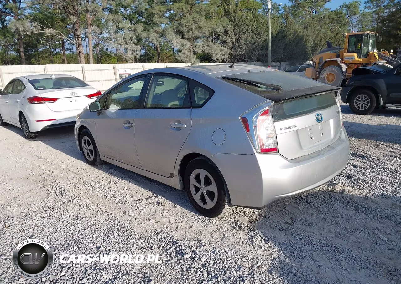 2012 Toyota Prius Two VIN:JTDKN3DU5C5409658 - 3