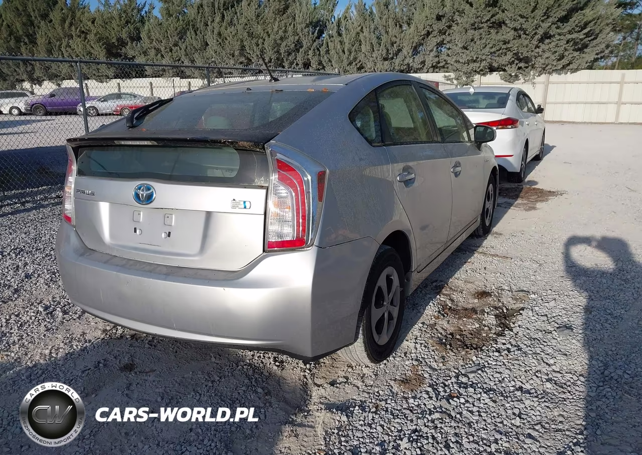 2012 Toyota Prius Two VIN:JTDKN3DU5C5409658 - 4