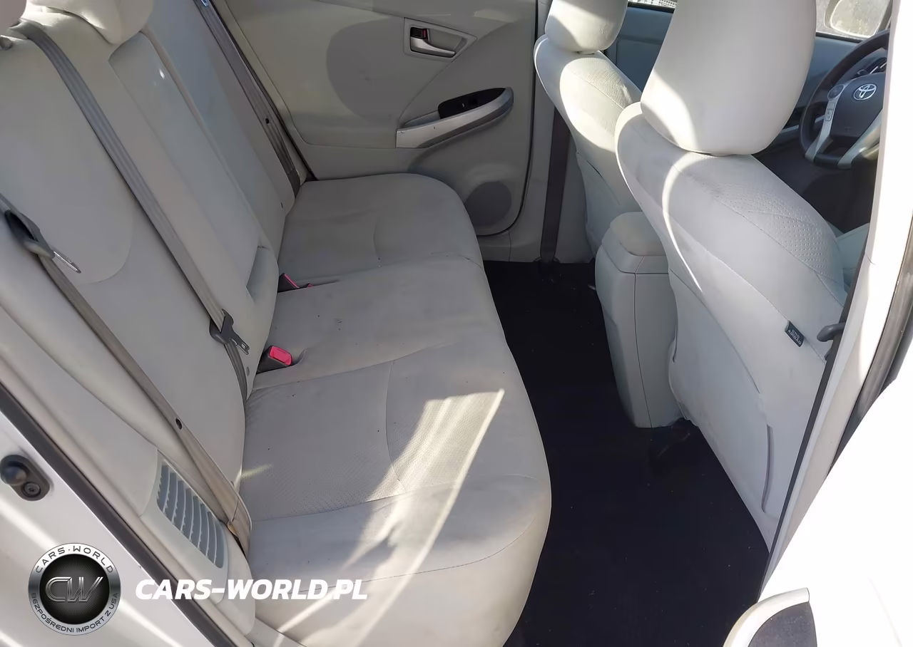 2012 Toyota Prius Two VIN:JTDKN3DU5C5409658 - 8