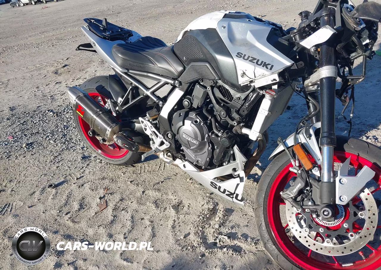 2024 Suzuki Gsx800 F VIN:JS1EM13B7R7103959 - 8