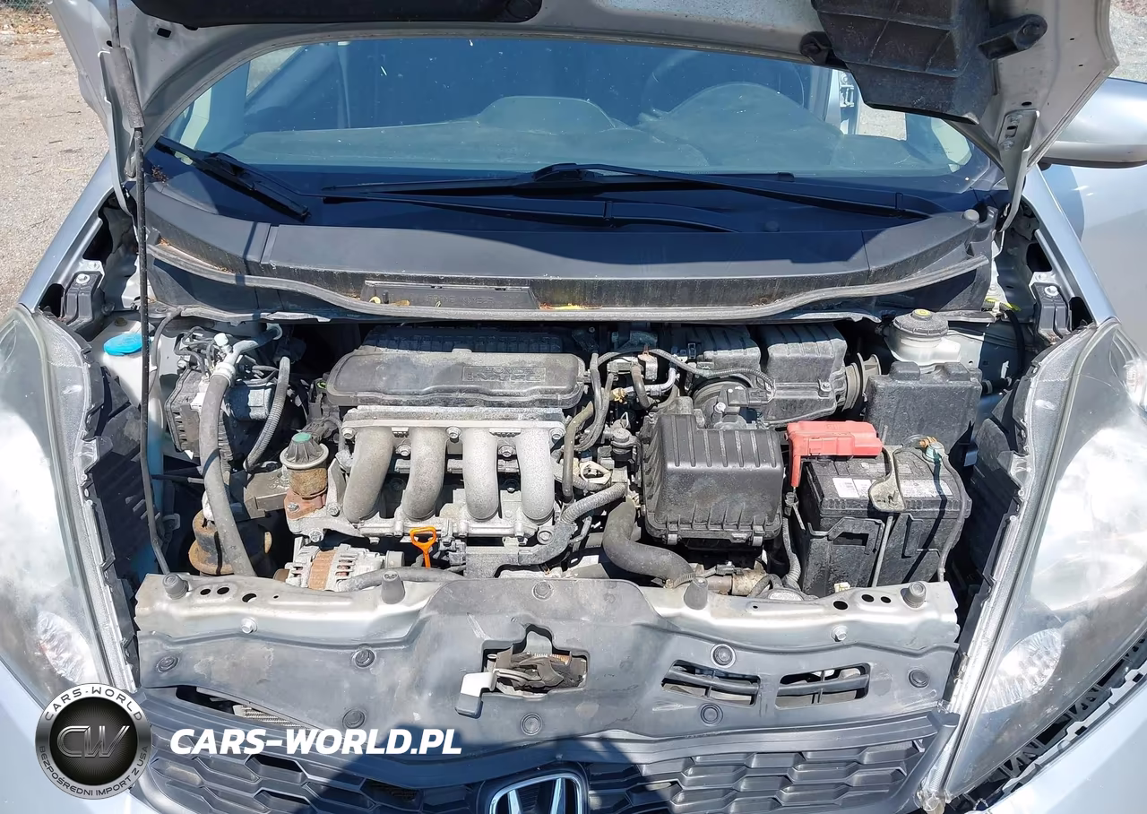 2013 Honda Fit Sport VIN:JHMGE8H59DC024394 - 10