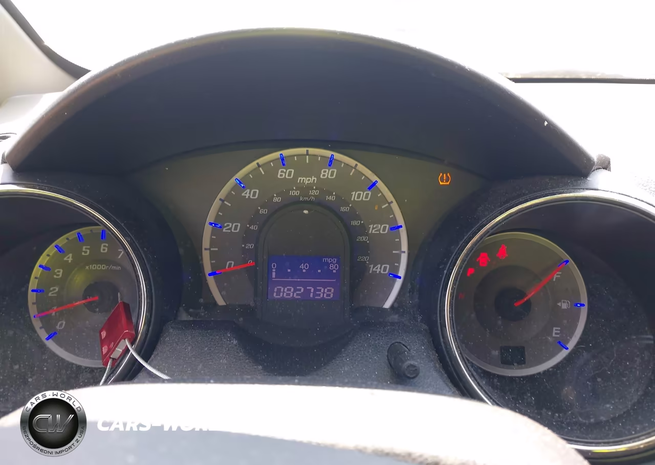 2013 Honda Fit Sport VIN:JHMGE8H59DC024394 - 7