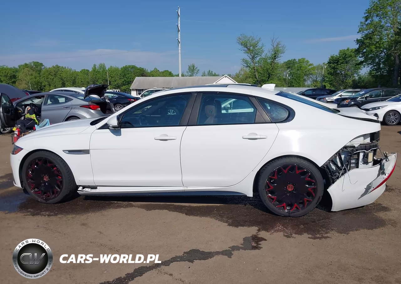 2017 Jaguar Xf S VIN:SAJBM4BV0HCY43768 - 14