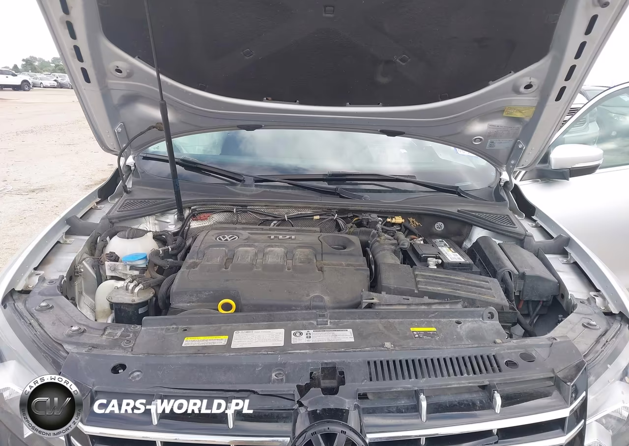 2015 Volkswagen Passat 2.0L Tdi Se VIN:1VWBV7A30FC083414 - 10