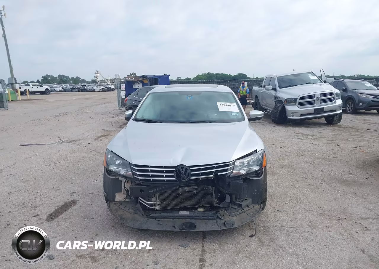 2015 Volkswagen Passat 2.0L Tdi Se VIN:1VWBV7A30FC083414 - 12