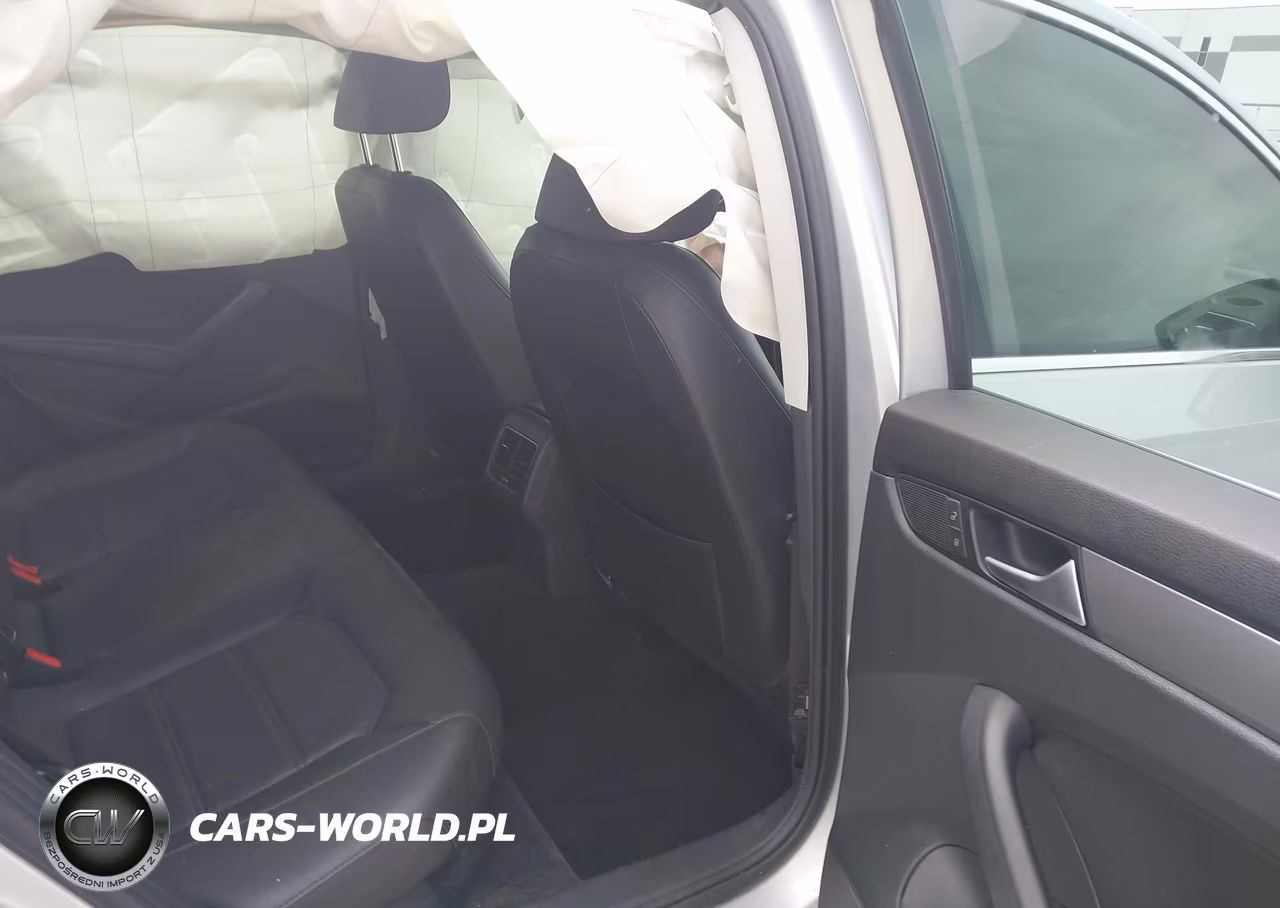 2015 Volkswagen Passat 2.0L Tdi Se VIN:1VWBV7A30FC083414 - 8