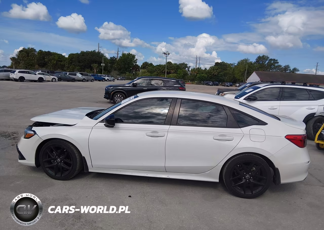 2024 Honda Civic Sport VIN:2HGFE2F5XRH550603 - 15