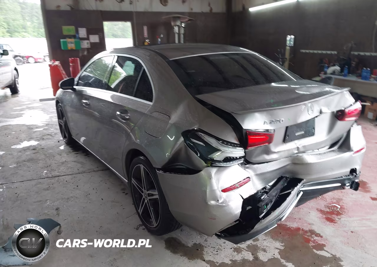 2020 Mercedes-Benz A 220 VIN:W1K3G4EB1LJ202845 - 3