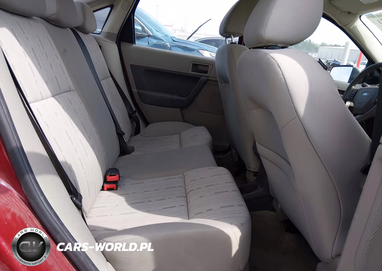 2011 Ford Focus Se VIN:1FAHP3FNXBW197185 - 8
