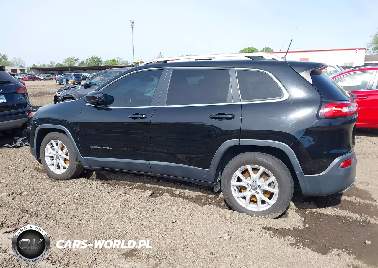 2018 Jeep Cherokee Latitude Plus Fwd VIN:1C4PJLLX8JD606386 - 14