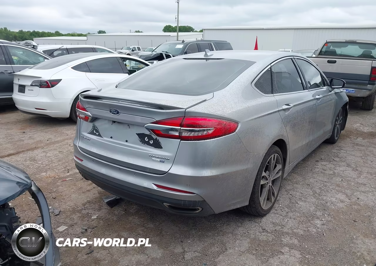 2020 Ford Fusion Titanium VIN:3FA6P0D93LR151620 - 4