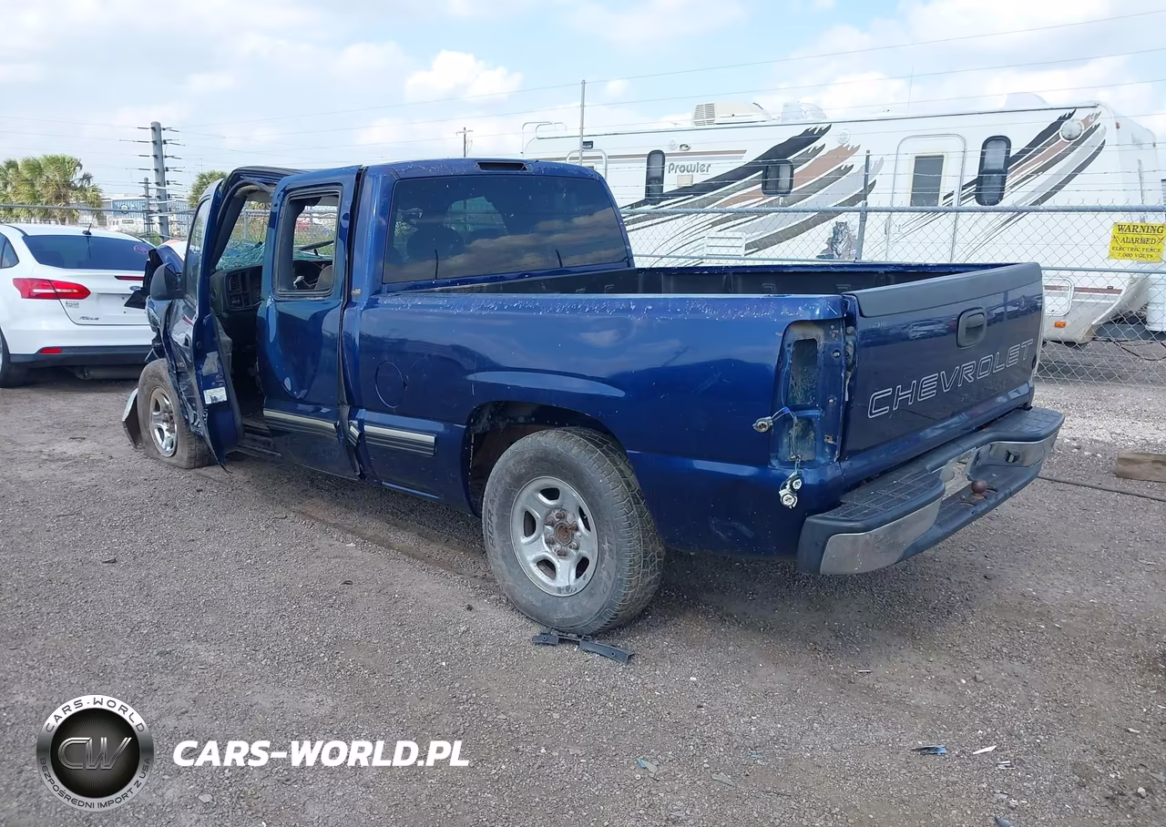 2002 Chevrolet Silverado 1500 VIN:2GCEC19V021121569 - 3