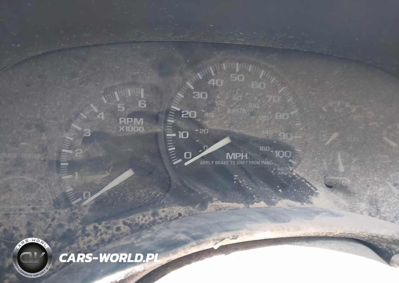 2002 Chevrolet Silverado 1500 VIN:2GCEC19V021121569 - 7
