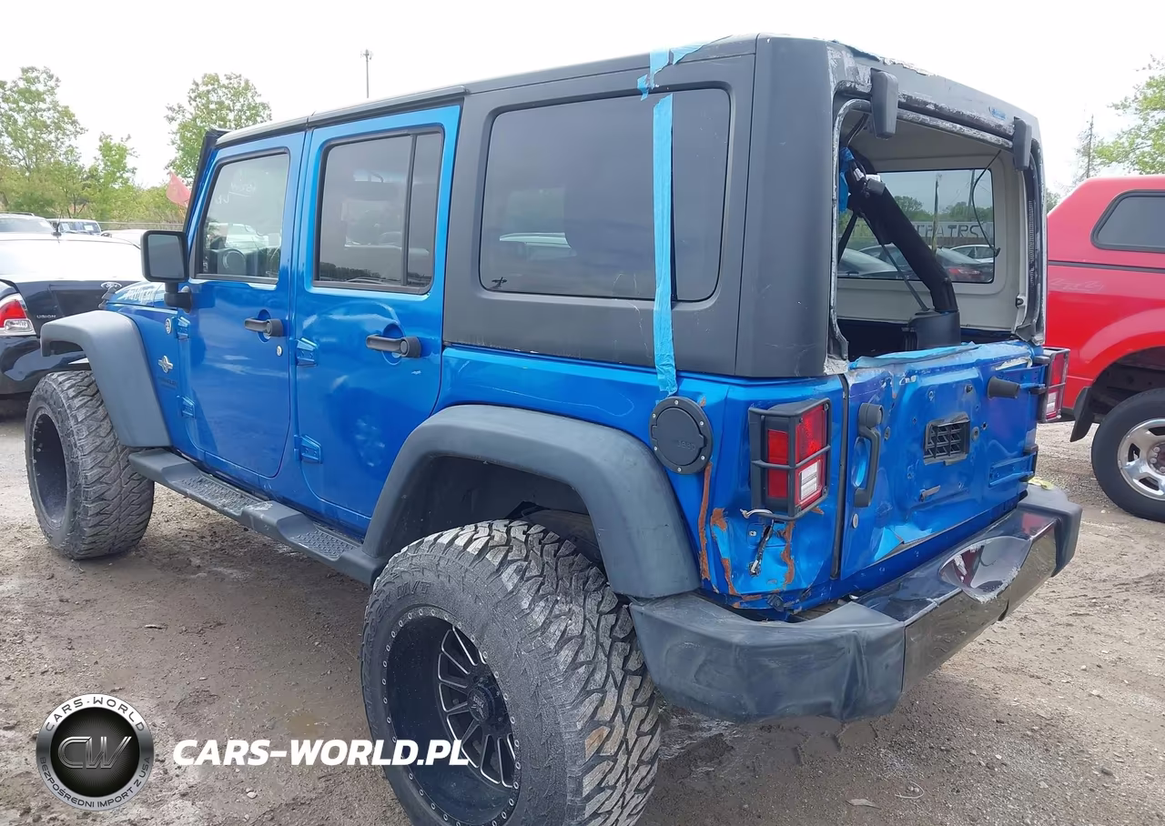 2014 Jeep Wrangler Unlimited Freedom Edition VIN:1C4BJWDG2EL196612 - 3