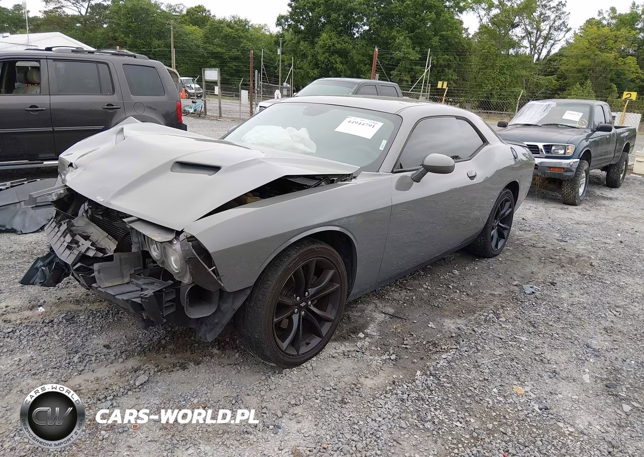 2018 Dodge Challenger Sxt VIN:2C3CDZAG4JH251347 - 2