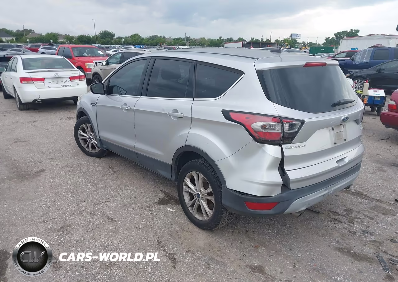 2017 Ford Escape Se VIN:1FMCU0GD8HUD10049 - 3