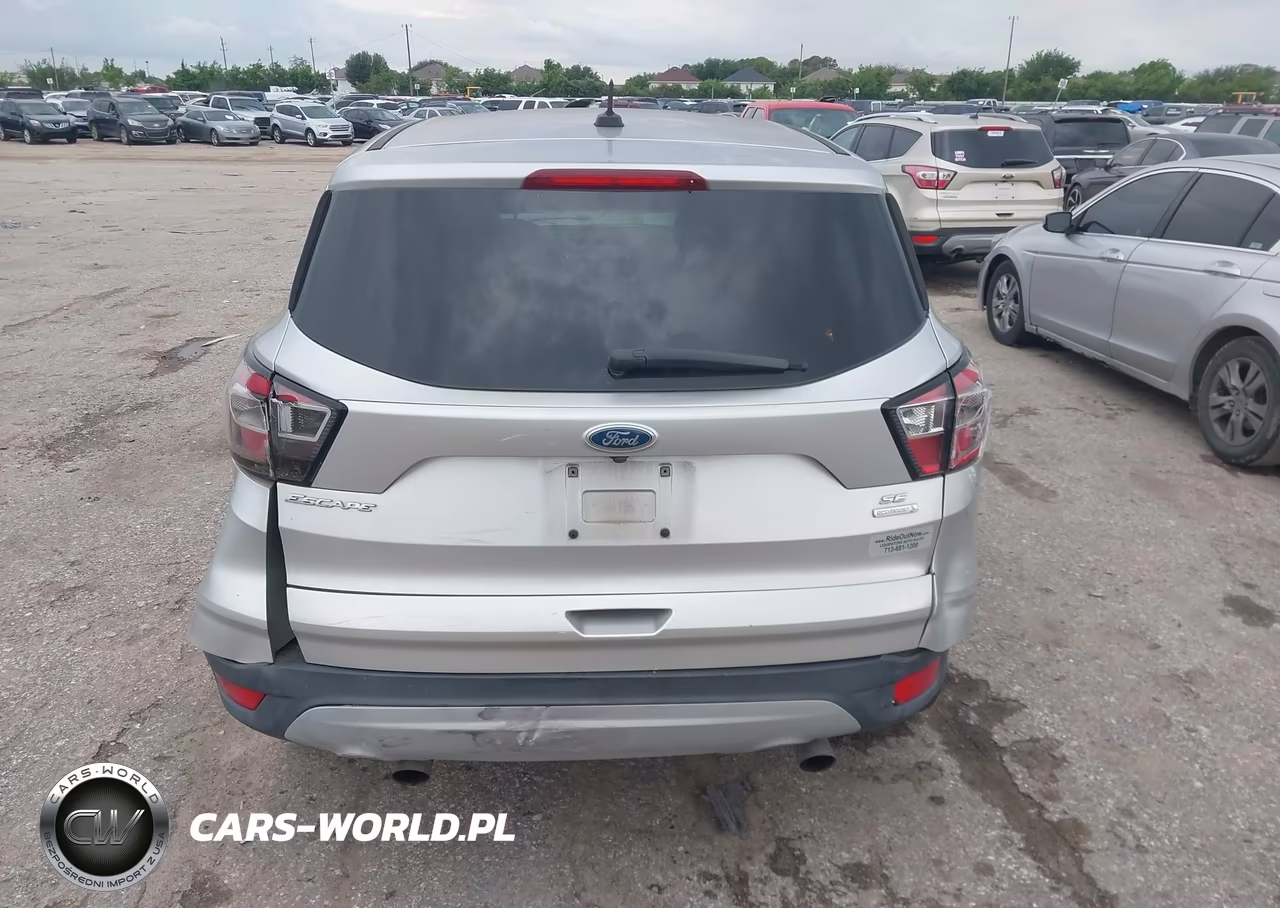 2017 Ford Escape Se VIN:1FMCU0GD8HUD10049 - 6