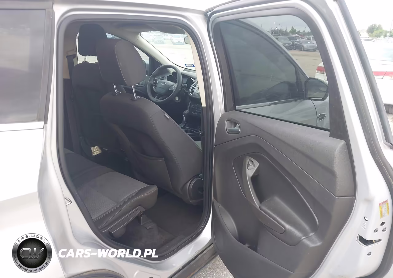 2017 Ford Escape Se VIN:1FMCU0GD8HUD10049 - 8
